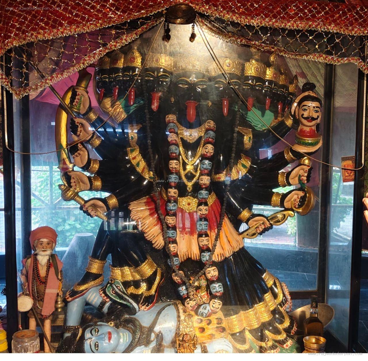 टाटंबरी सरकार आश्रम में उमड़ा आस्था का सैलाब: गुरु पूर्णिमा पर चरण वंदना के लिए पहुंचे हजारों श्रद्धालु, मां नर्मदा को भोग लगाकर शुरू हुआ विशाल भंडारा
- 2