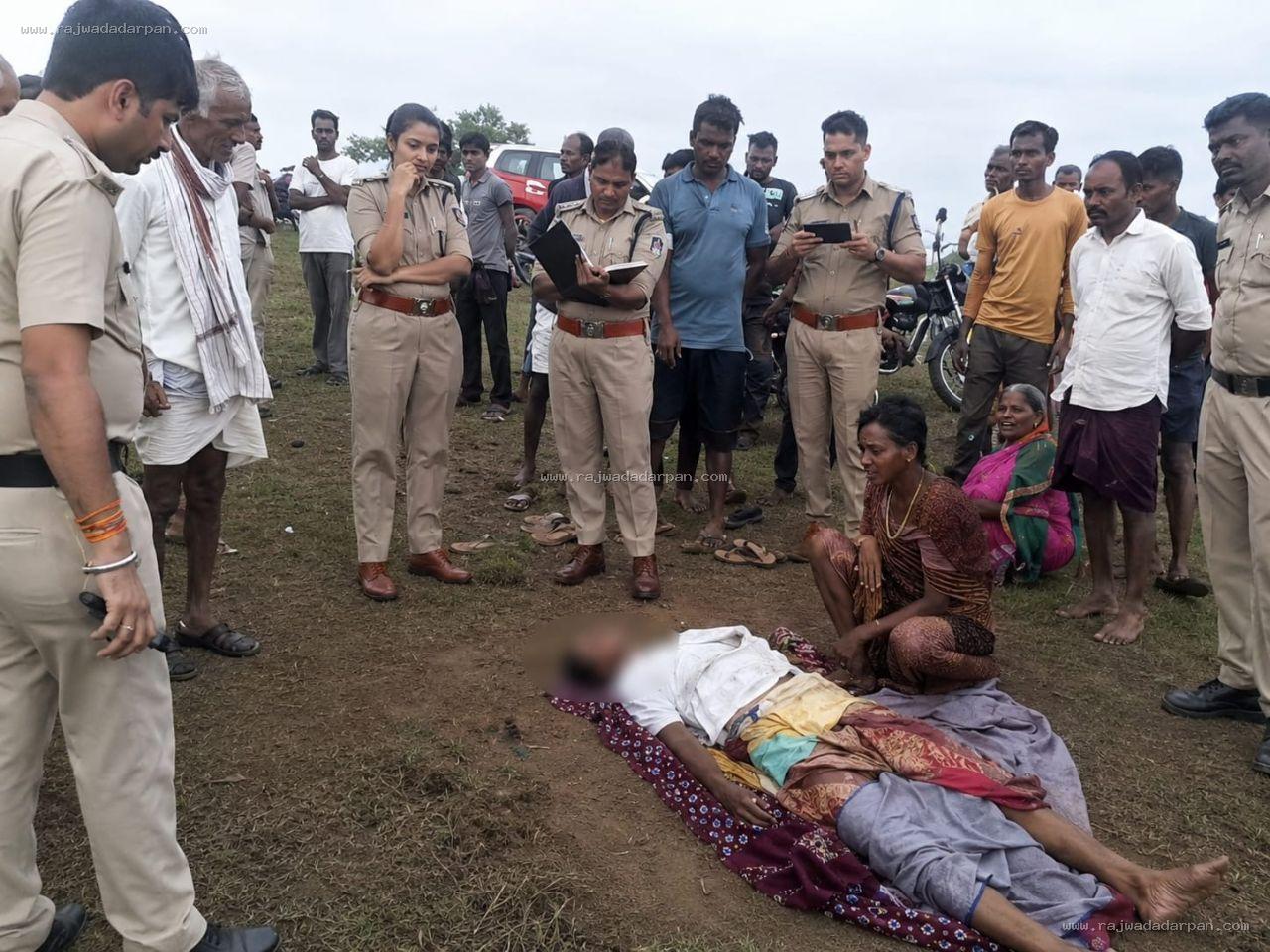 चारे के विवाद ने ली बुजुर्ग की जान: कुल्हाड़ी से हमला कर हत्या, गांव में दहशत; एक संदेही हिरासत में