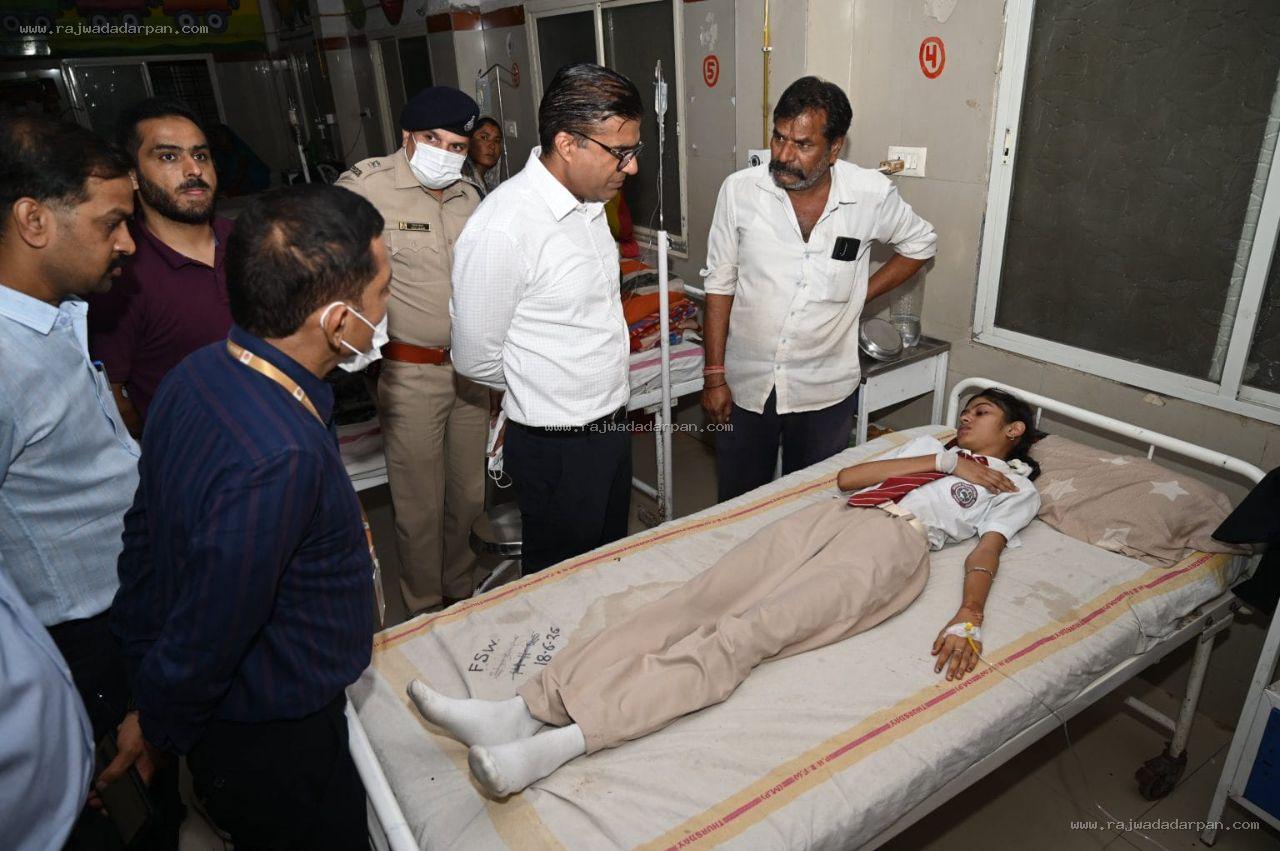 फोरलेन पर ओवरटेक का खौफनाक अंजाम: यात्री बस ने स्कूल बस को मारी जोरदार टक्कर, छात्रा समेत 19 घायल - 3