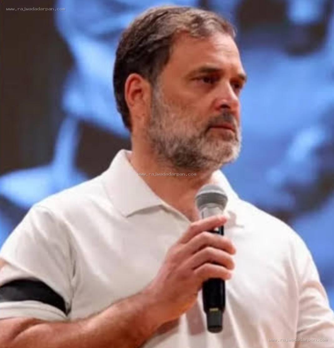 छात्रों को माफी नहीं, रोजगार और निष्पक्ष परीक्षा चाहिए, राहुल गांधी का मोदी सरकार पर हमला!

&nbsp;