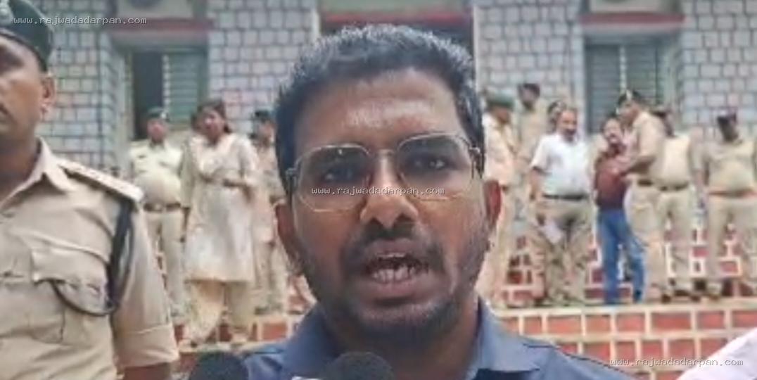 जंगल में घड़ी नहीं, खतरे के हिसाब से चलती वन विभाग की ड्यूटी! ऐप अटेंडेंस पर लगा ब्रेक
- 3
