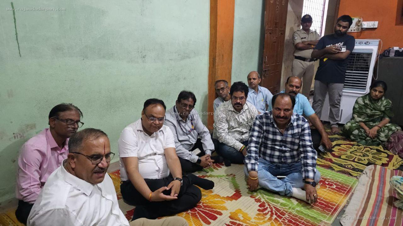 25 वर्षीय गौरव दवे का अंगदान बना चार जिंदगियों की उम्मीद, संभागायुक्त ने परिवार को किया सम्मानित

&nbsp; - 2