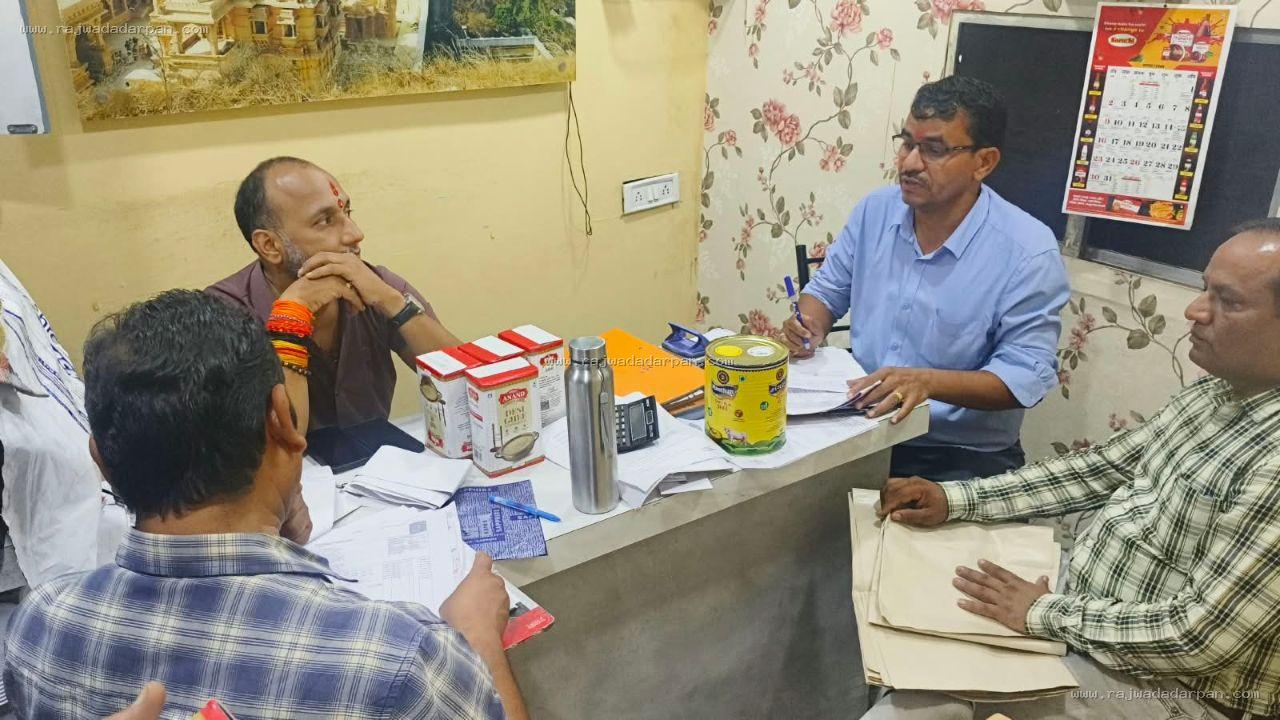 त्योहारों से पहले 6.80 लाख का घी जब्त, 18 नमूने जांच में

&nbsp;